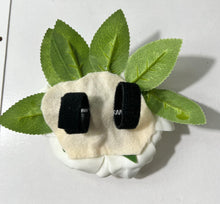 Load image into Gallery viewer, Single Cream Peony Floral Over the Collar